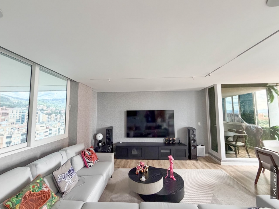 Arriendo apto esquinero 127 m² Santa Bárbara Oriental
