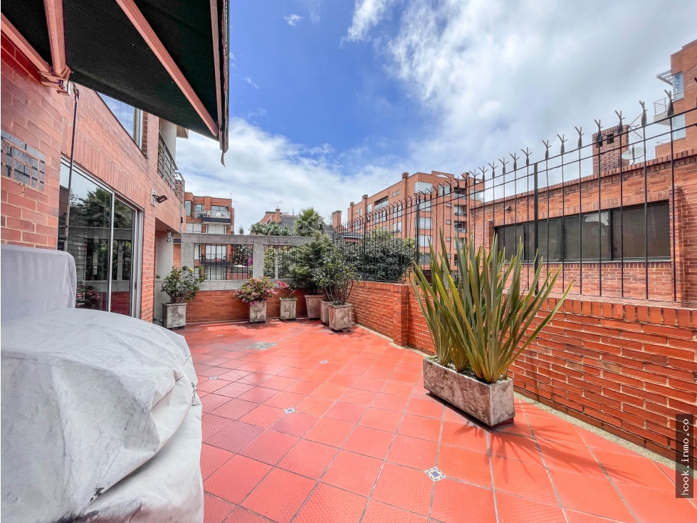 Apartamento con terraza para venta en Chico Navarra