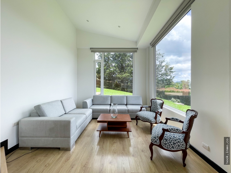 Venta de casa en Aposentos de Yerbabuena