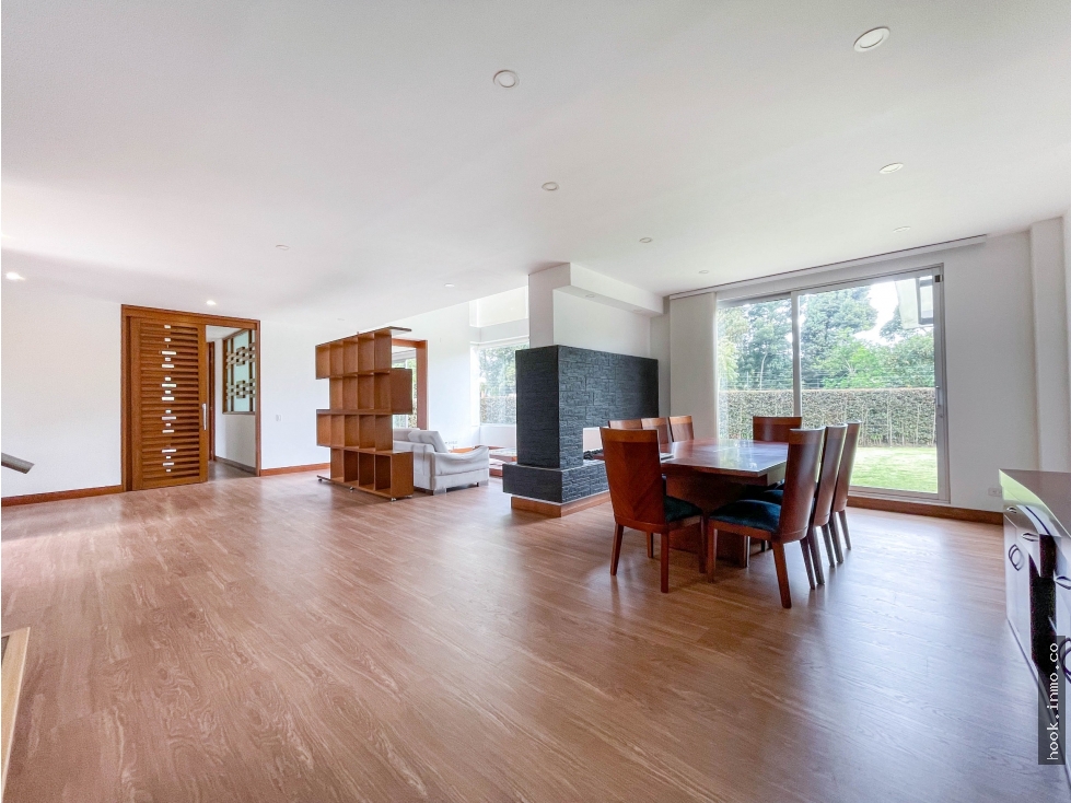 Espectacular casa campestre para venta en guaymaral
