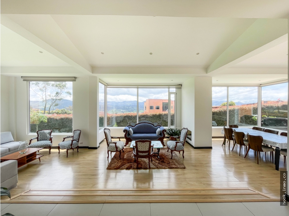 Venta de casa en Aposentos de Yerbabuena