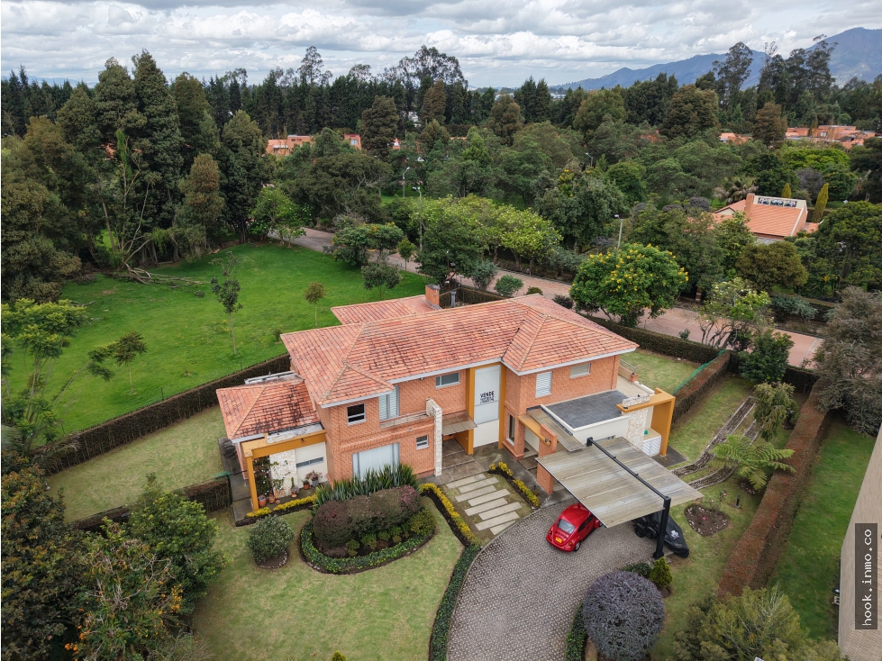 Espectacular casa campestre para venta en guaymaral