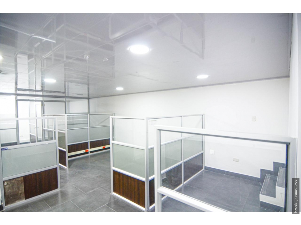Se arrienda casa en La Castellana para uso comercial (Oficinas)