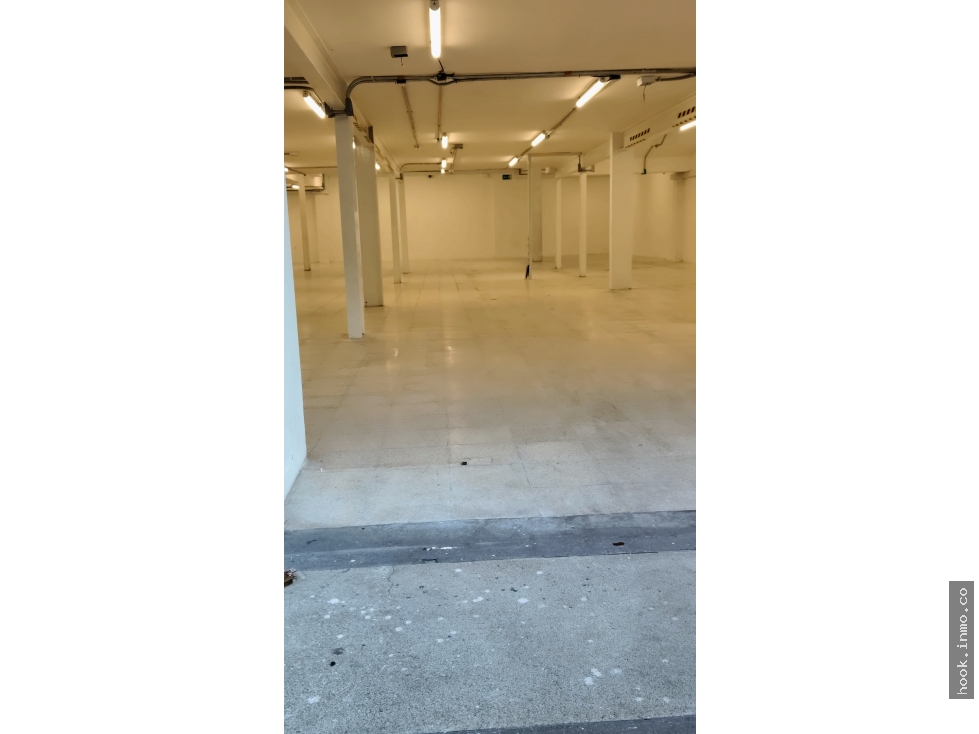 Arriendo Local 260 mtrs Santa Paula