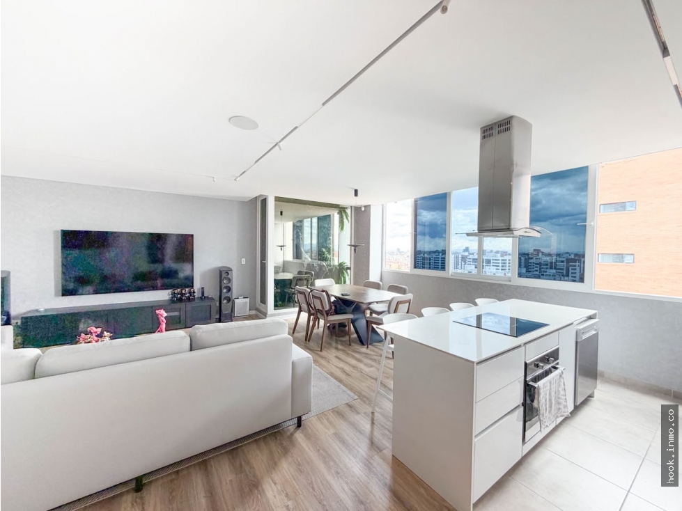 Arriendo apto esquinero 127 m² Santa Bárbara Oriental