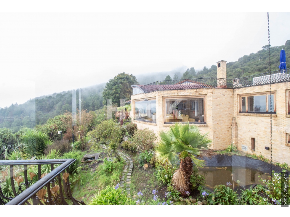 Venta casa en Altos de Hycata