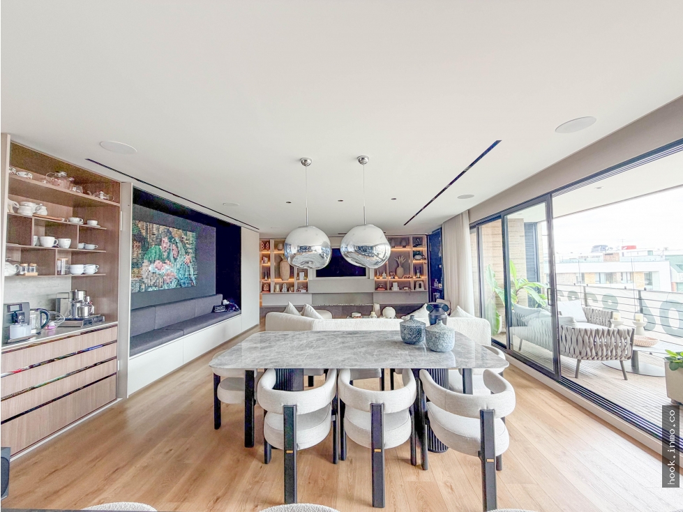 Venta PH Chicó Navarra con terraza