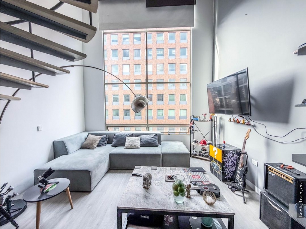 Triplex con terraza para venta en chico norte