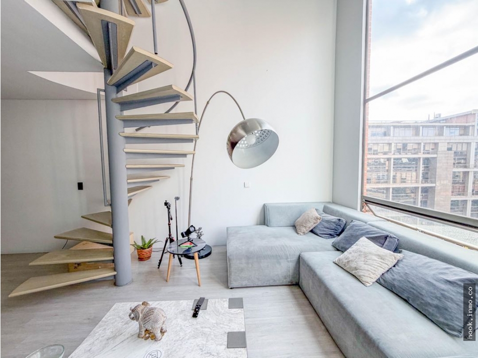 Triplex con terraza para venta en chico norte
