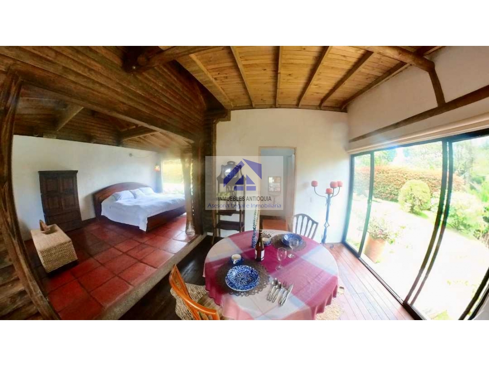 Mini casa tiny house llanogrande San Antonio por meses o apartaestudio
