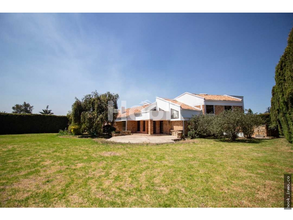 Se vende casa en Quintas de Serrezuela
