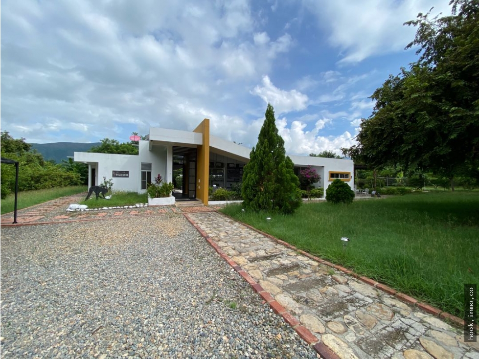 VENTA CASA DE DESCANSO EN APULO CONJUNTO CERRADO