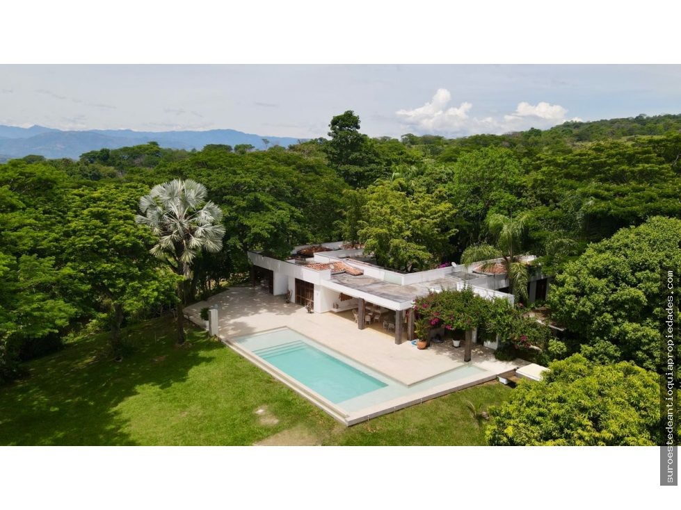 VENTA DE EXLUSIVA PROPIEDAD EN JERICO, SUROESTE DE ANTIOQUIA.