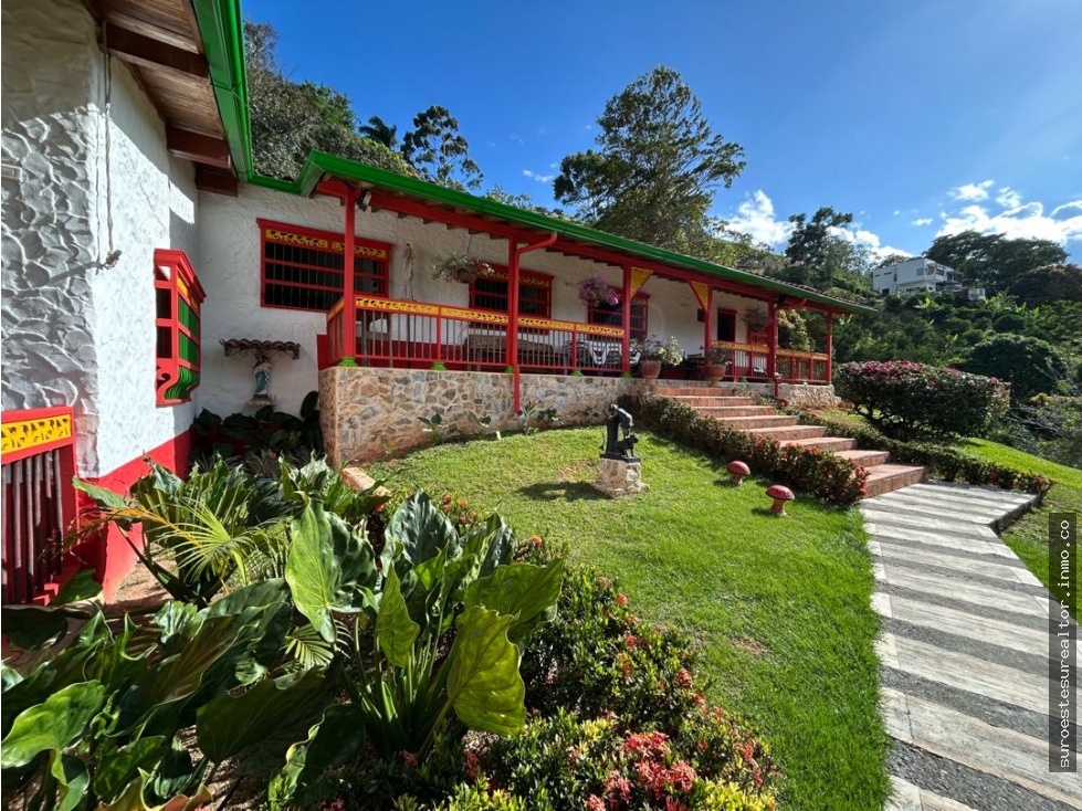 VENTA DE FINCA EN CIUDAD BOLIVAR SUROESTE DE ANTIOQUIA