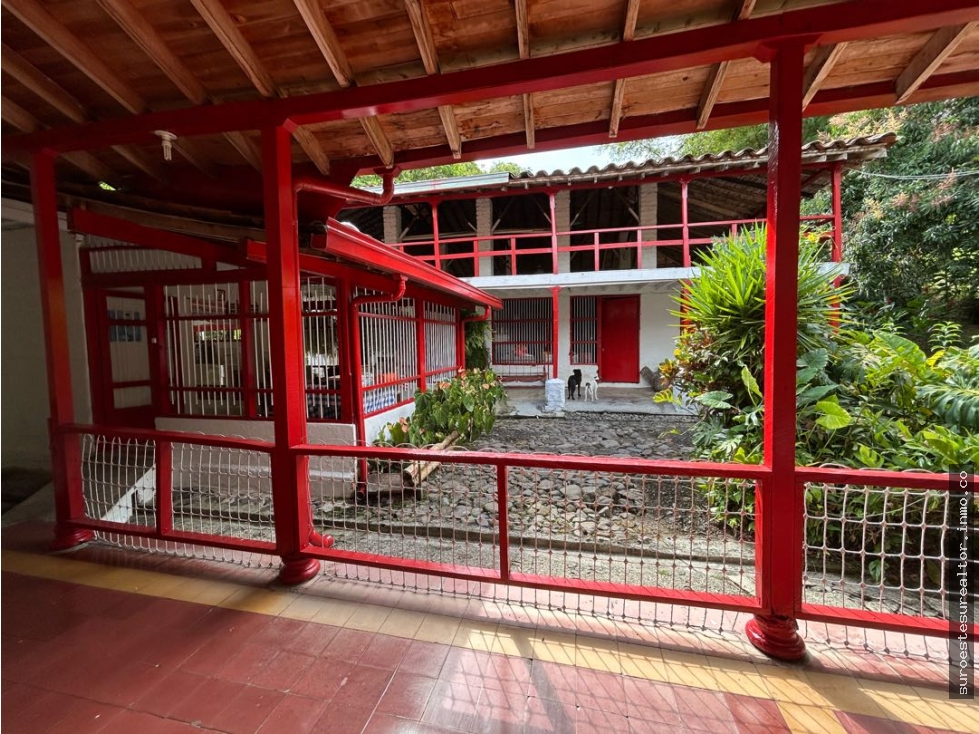 VENTA DE FINCA EN FREDONIA, SUROESTE ANTIOQUEÑO