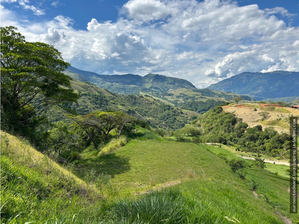 Venta de lote en Bolombolo Suroeste de Antioquia