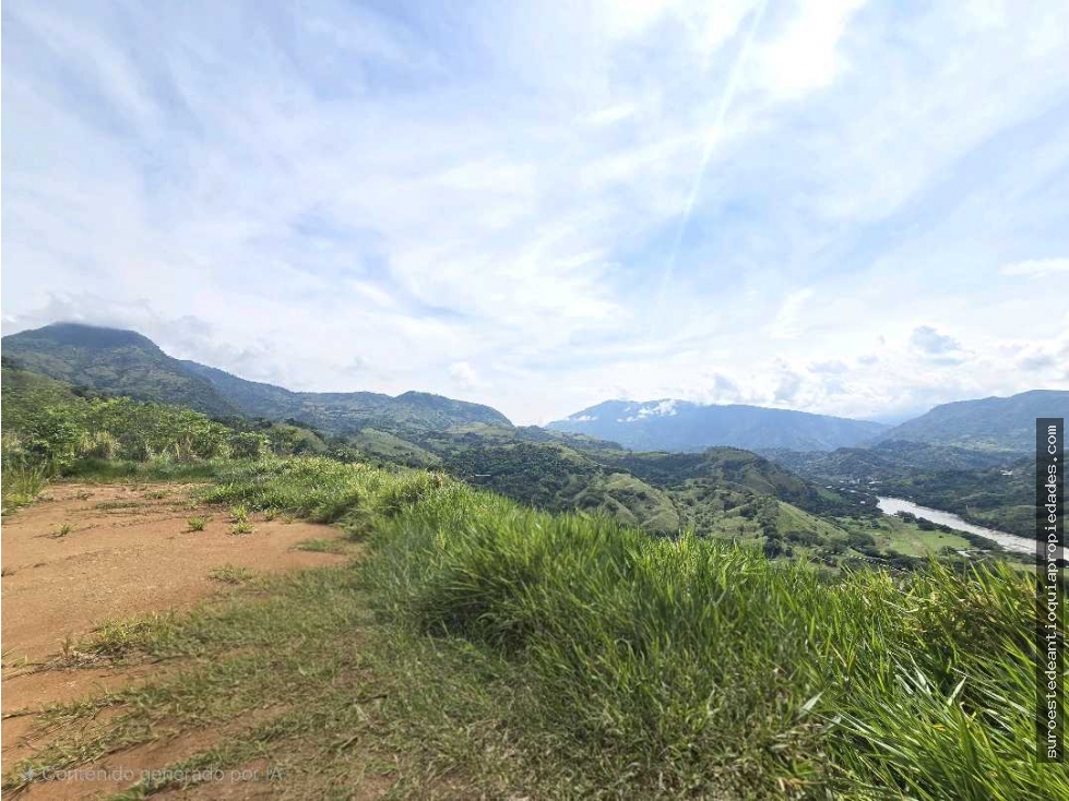 VENTA DE LOTE EN BOLOMBOLO, SUROESTE DE ANTIOQUIA.