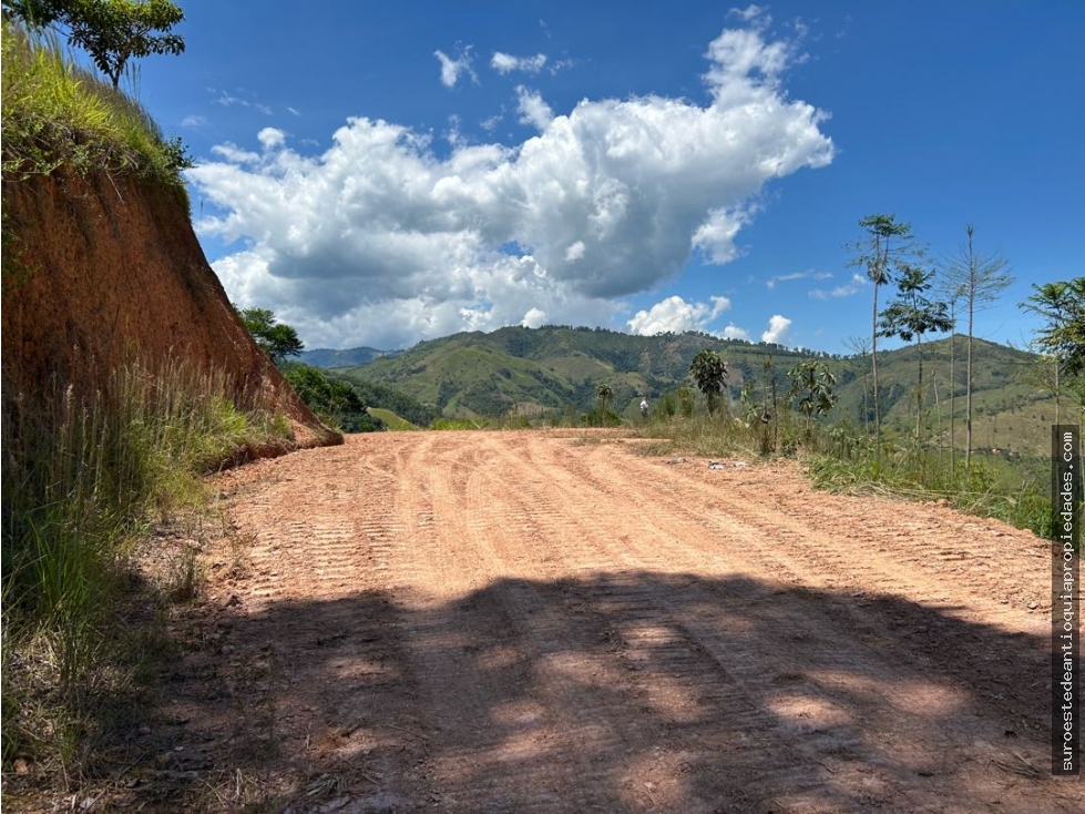 Venta de lote en ciudad bolivar suroeste de Antioquia