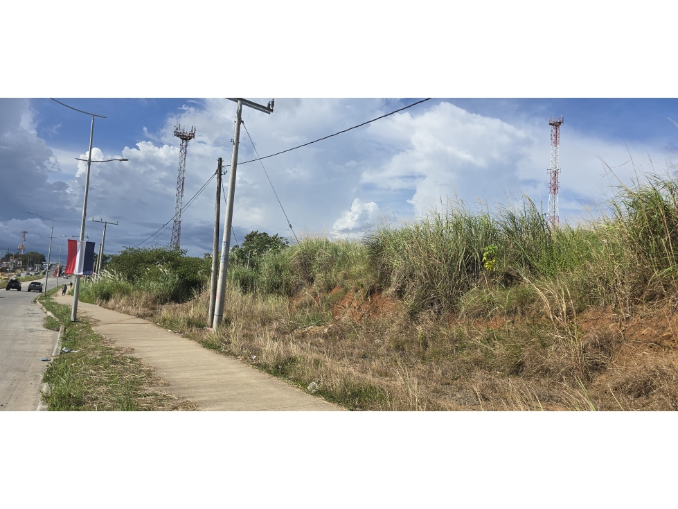 Se Vende Terreno Comercial en Vacamonte, a pocos metros de Autopista