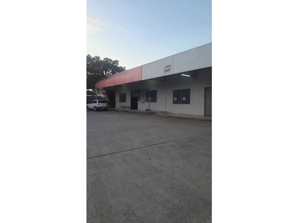 Se Vende Propiedad Comercial en El Limón- Vía a Pedasi - 2