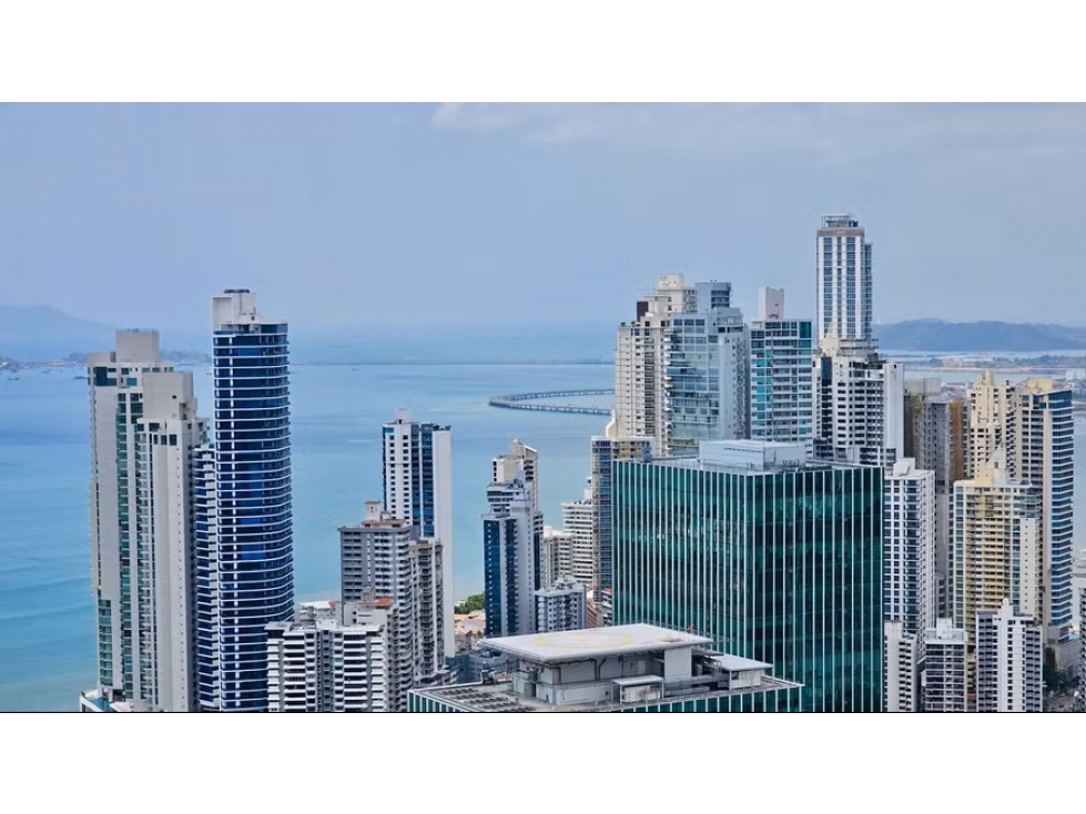 Venta o Alquiler de Oficina en Gris 1,675m2 en Oceanía Business Plaza