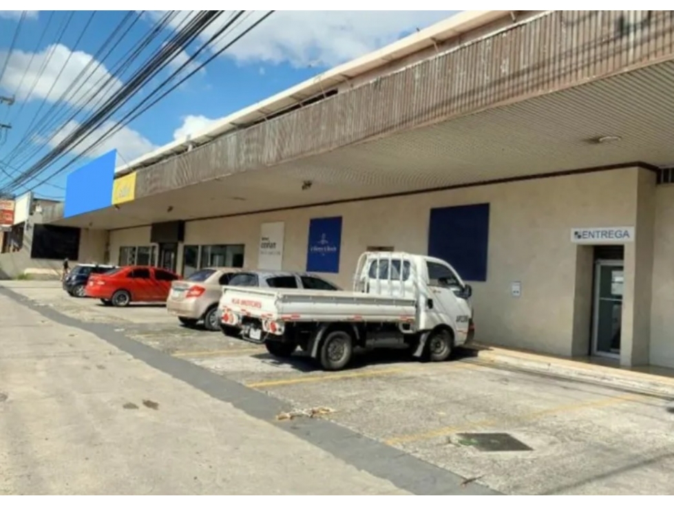 Venta o Alquiler de Local Comercial con 1990m2 en Santa Elena
