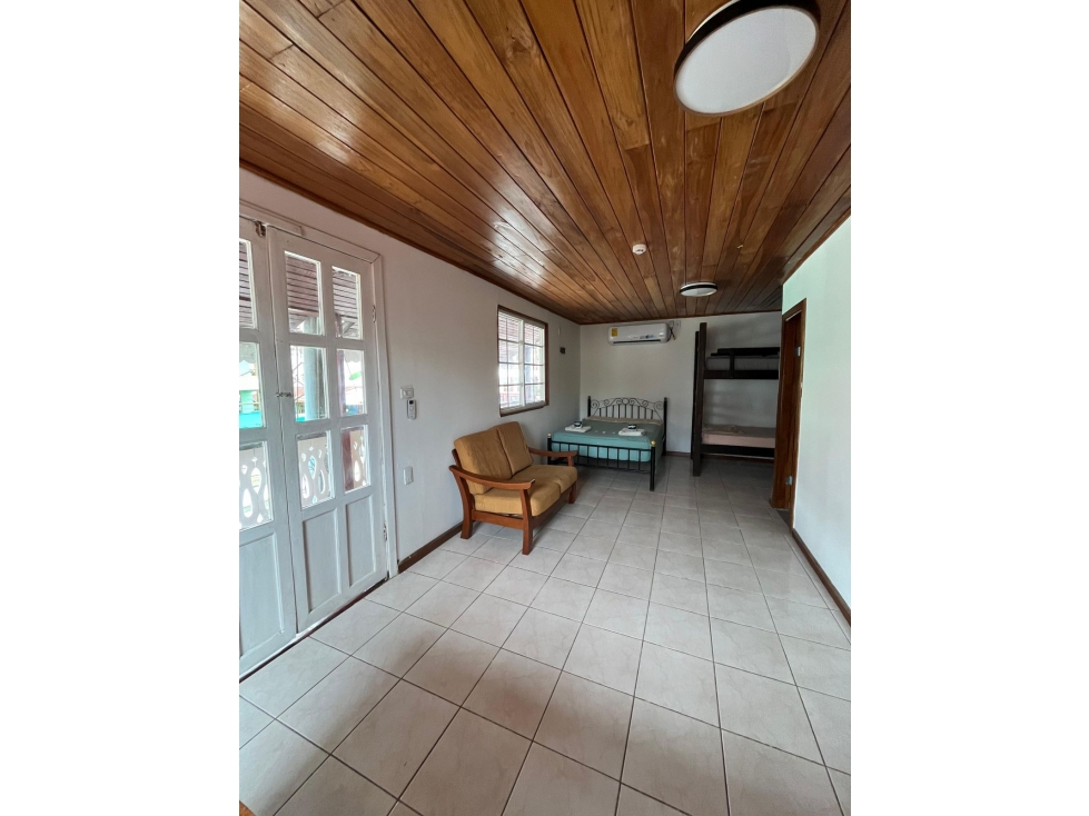 Gran Inversión en Bocas del Toro, Venta Hotel en Isla Colón - 4