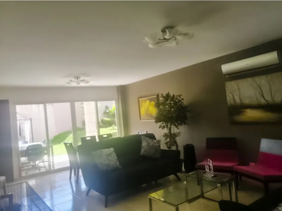 Venta de Hermosa Casa en P.H. Novona en Brisas del Golf — foto 6