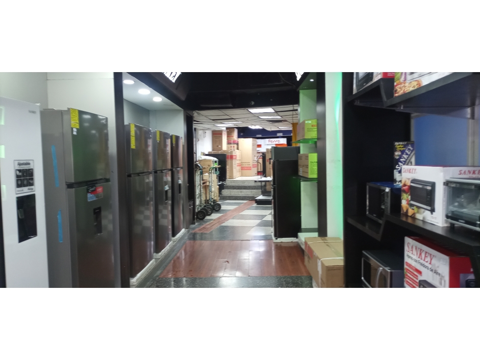 Se Alquila Local de 250M2 en la 5 de mayo entrada de Peatonal — foto 5