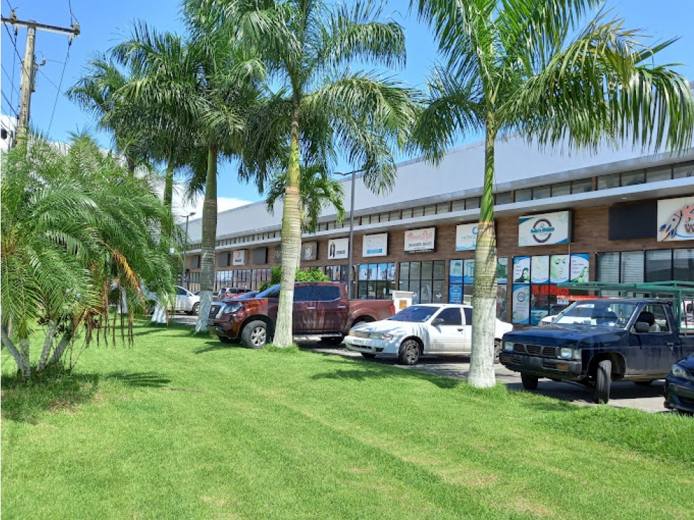 Se Alquila Local Comercial de 115M2 en Green Plaza-Costa Verde
