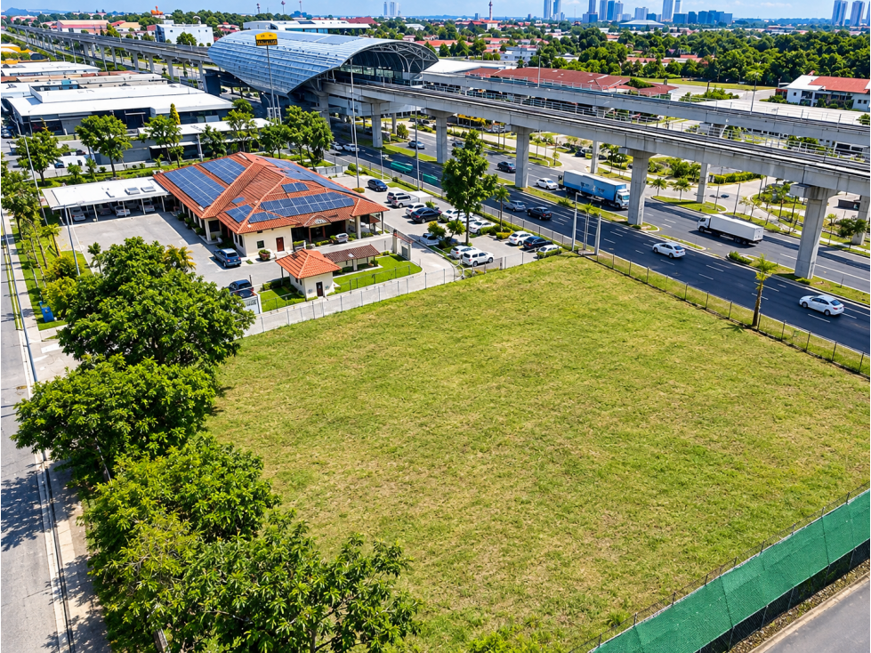 Se Vende Terreno Comercial de 1662M2 en Vía Tocumen - 2