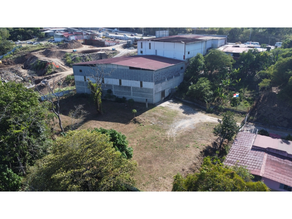 Se Vende Terreno con Galera en la entrada del Corredor de los Pobres - 3