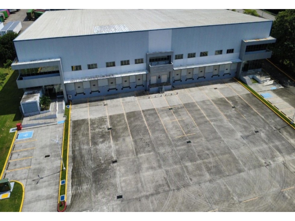 Se Alquila Bodega de 4,614 M2 en Parque Sur-Tocumen