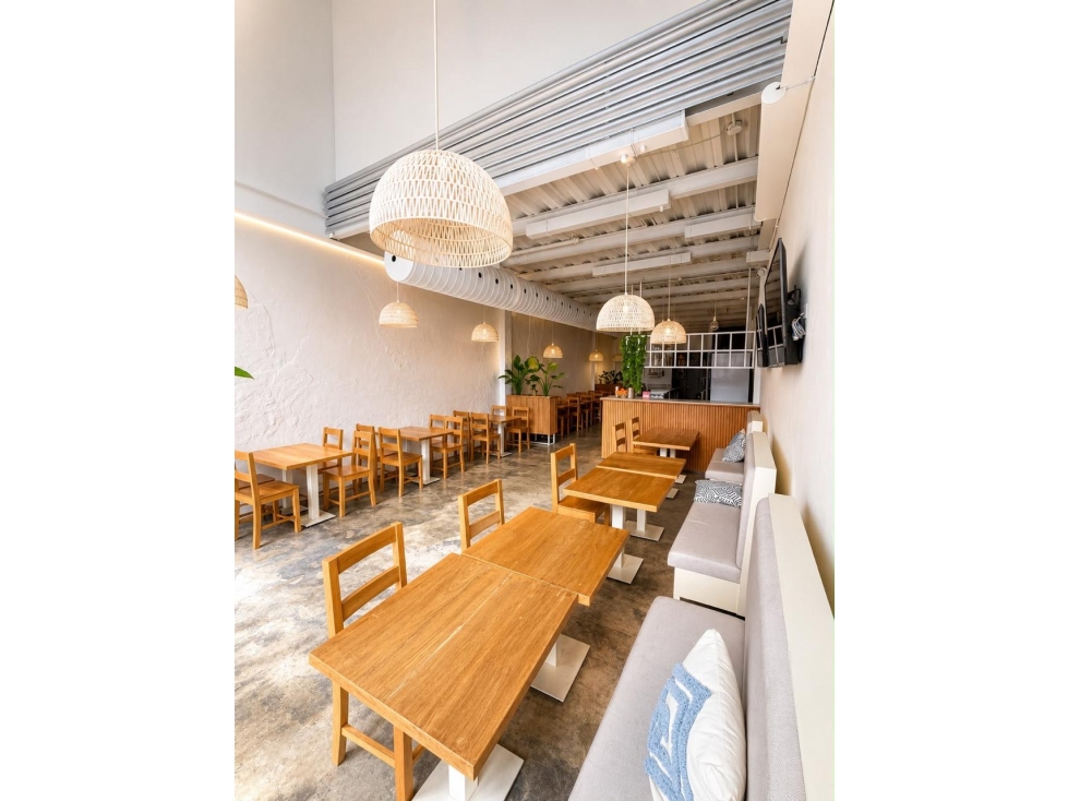 Se Alquila Local Comercial de 150M2 en San Francisco, Plaza Midtown — foto 4