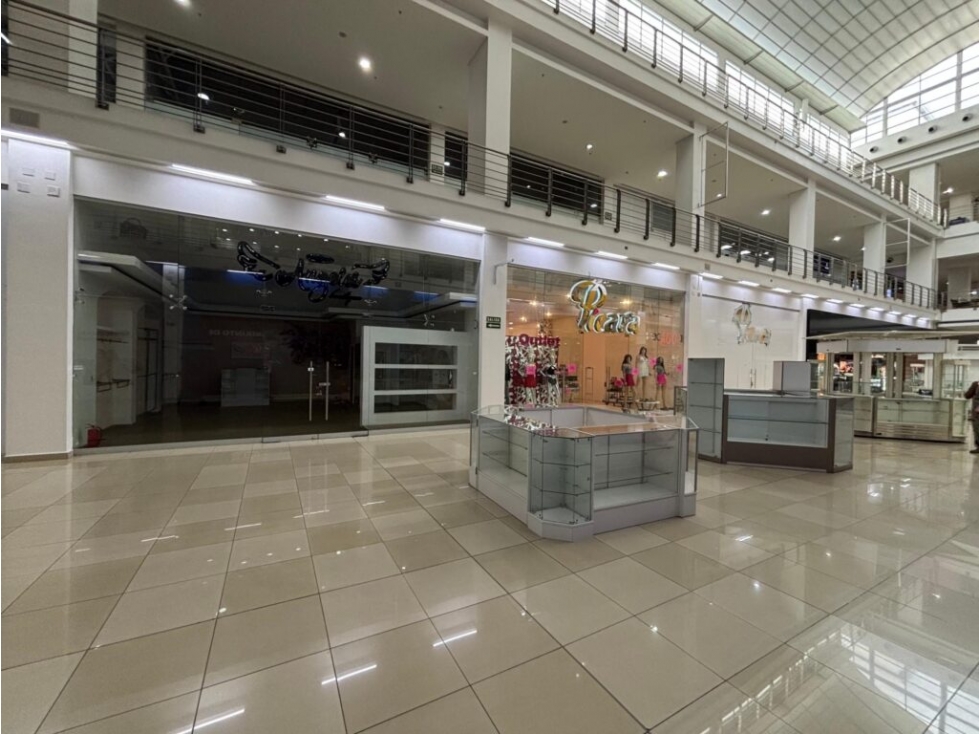 Se Vende Local Comercial de 1000M2 en Los Andes Mall