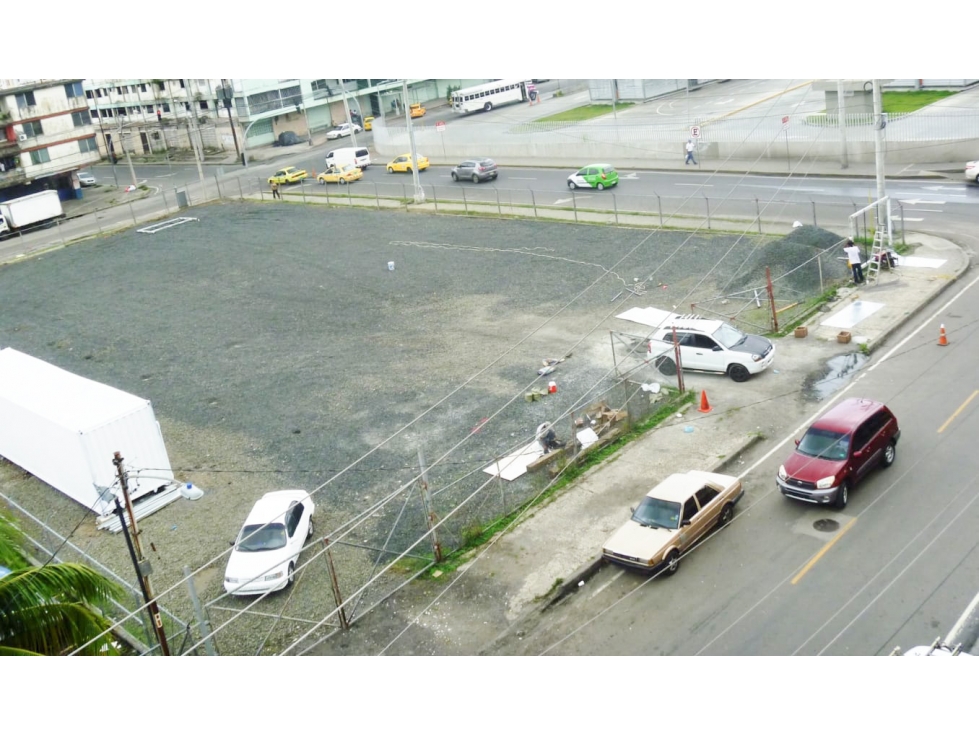 Se Vende Terreno con 2,582M2 en Calidonia, El Marañon — foto 2