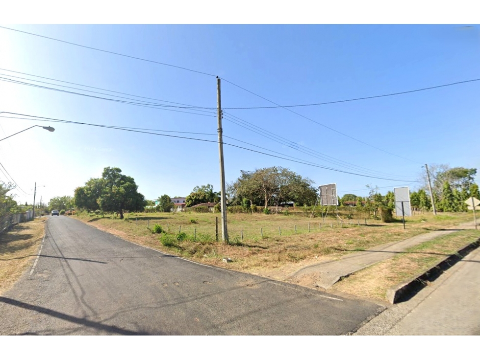 Se Alquila Terreno Comercial de 1,800M2 en Las Tablas - 4