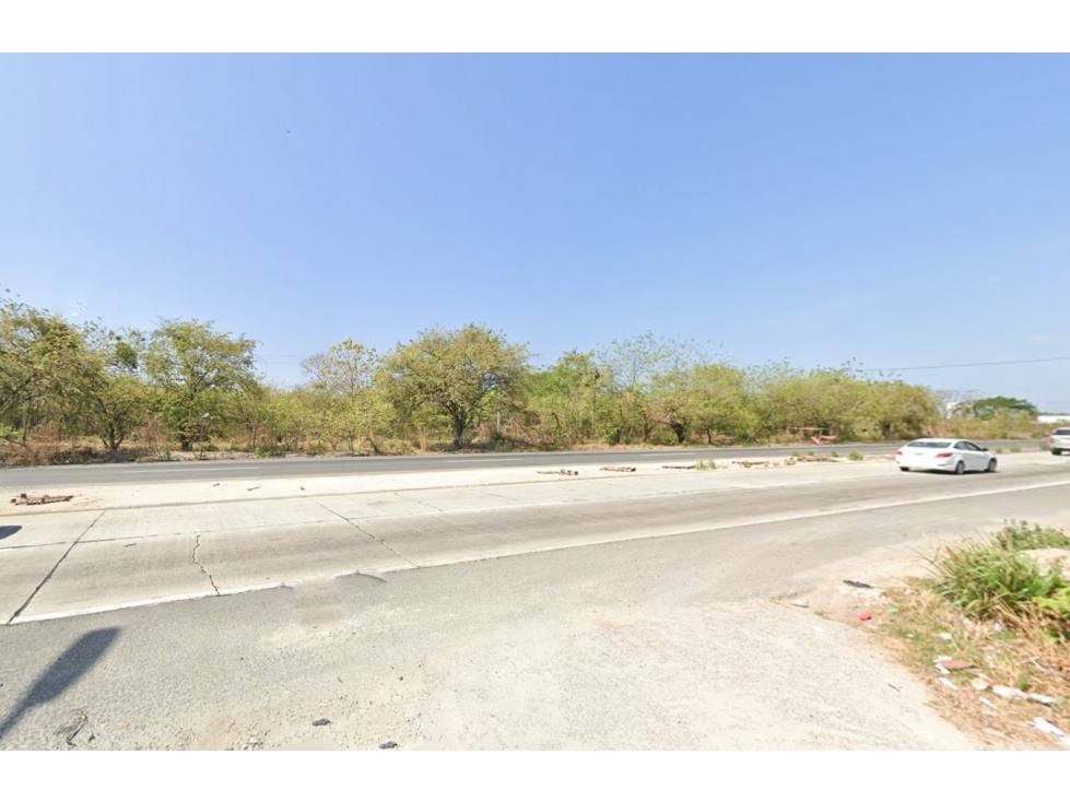 Se Vende o Alquila Terreno de 6063M2 pasando entrada Playa Blanca - 3