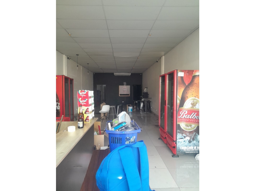 Se Alquila Local Comercial de 115M2 en Green Plaza-Costa Verde — foto 3