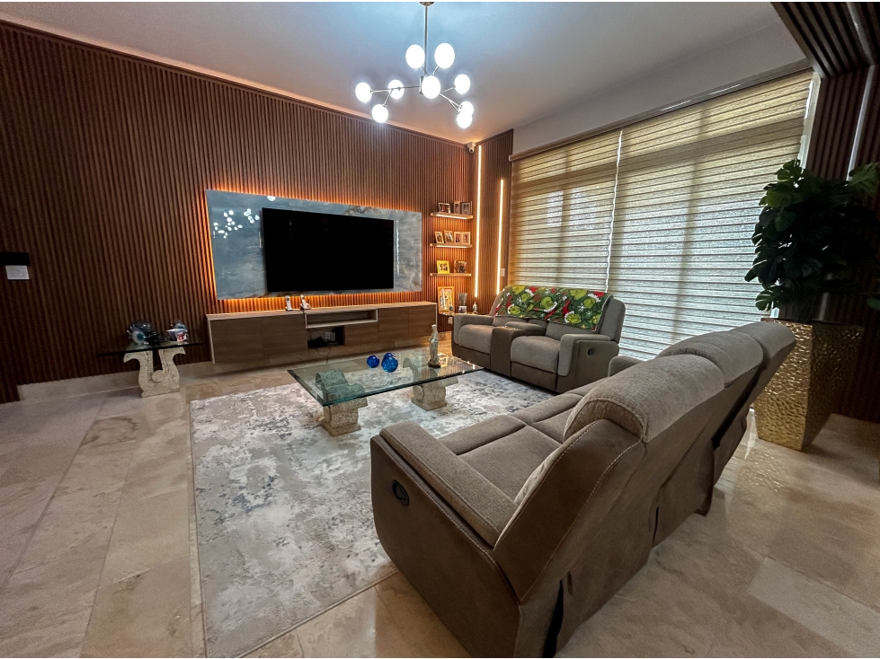 Apartamento de dos niveles con vista a la Marina en Buenaventura — foto 5