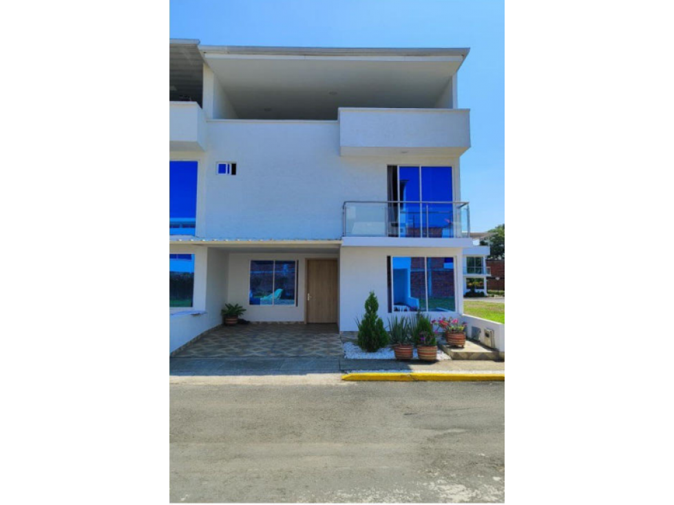 Casa en Venta en condominio mana Jamundi