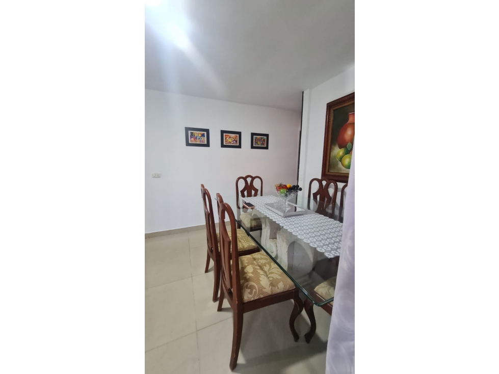 Casa en Venta en el Barrio Cantabria en Jamundi con apartamento — foto 4