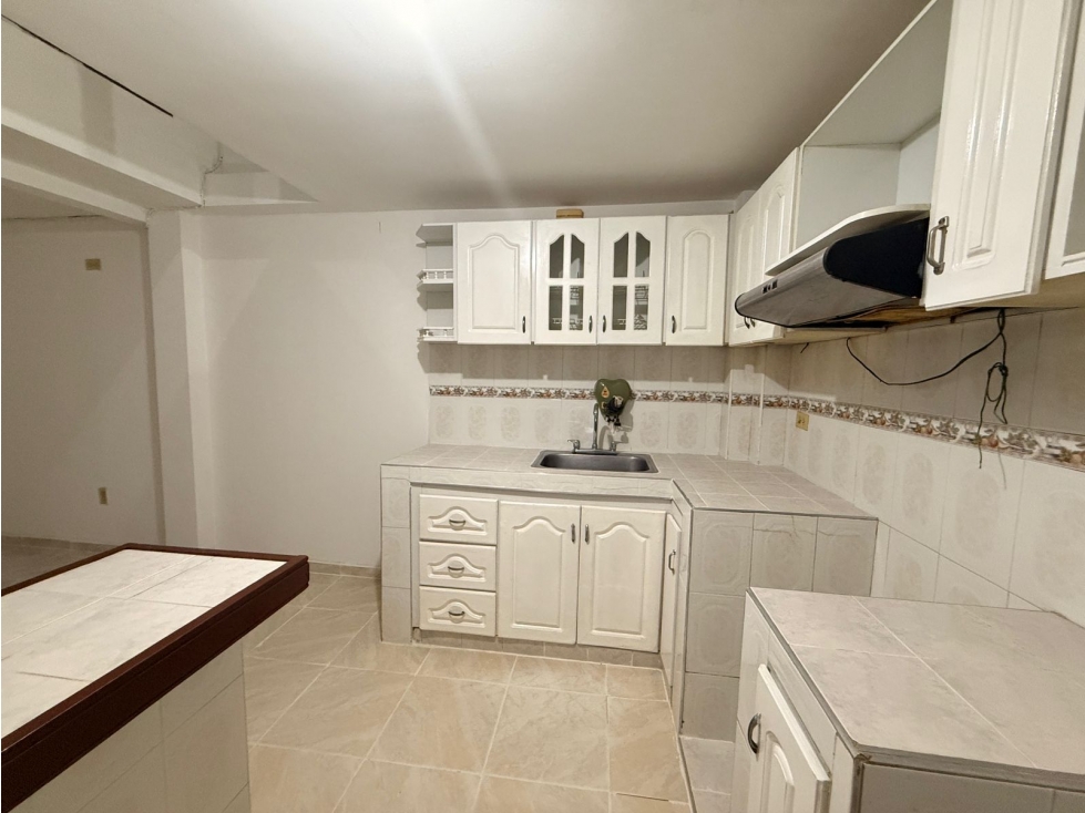 Casa en Venta de Tres niveles en el barrio portal de jamundi. — foto 6