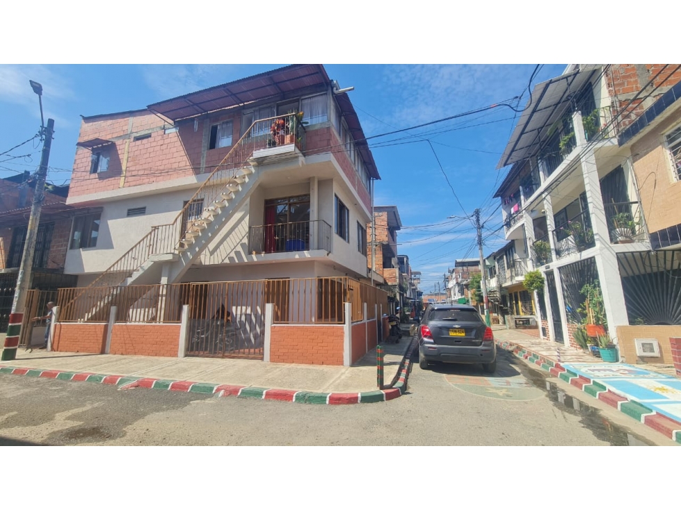 Casa En venta de Tres Niveles en El Socorro Jamundi