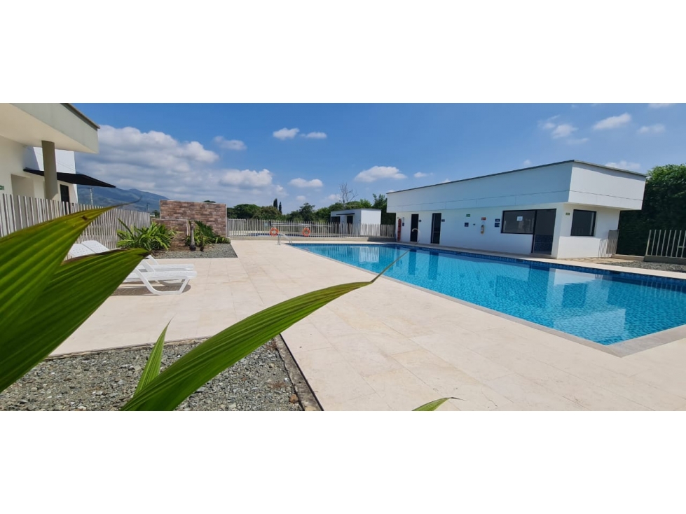 Lote en Venta en Fontana de las Mercedes sector de Alfaguara - 2