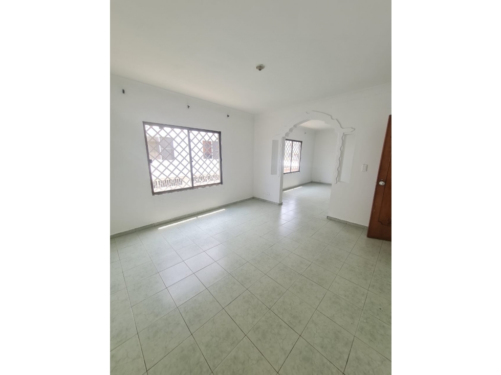 Casa amplia en venta Barrio Alférez Real Segundo piso — foto 5