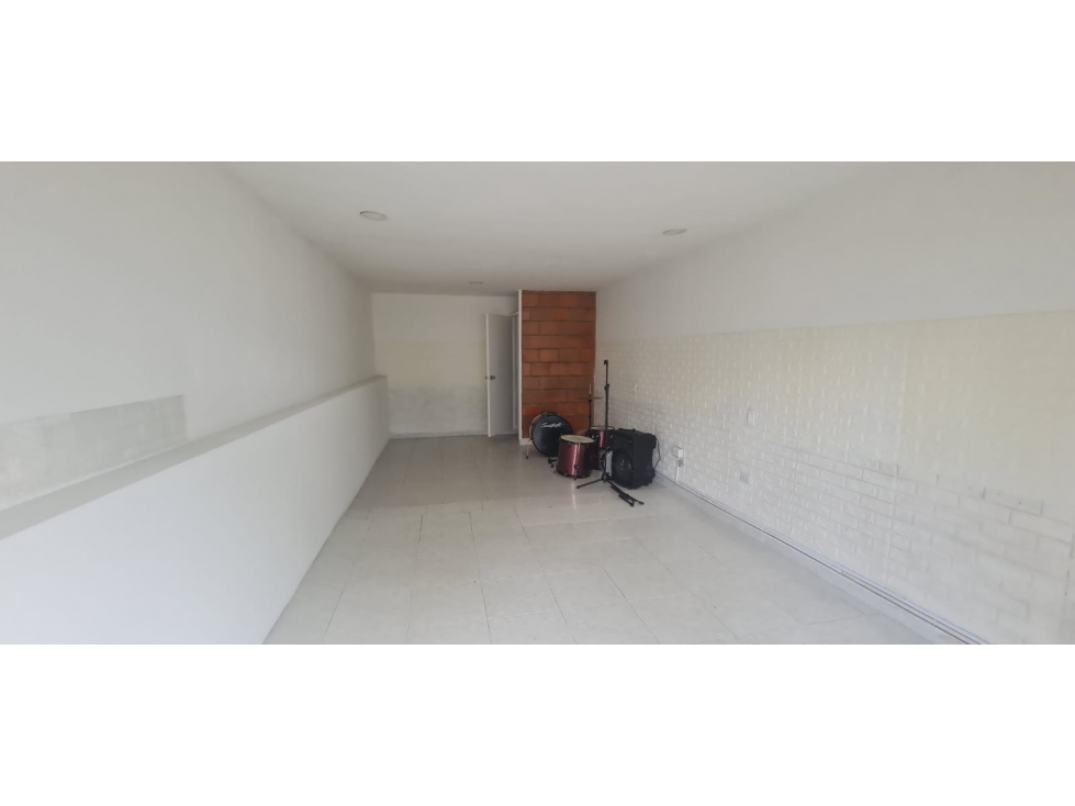 Casa en Venta con locales en el Barrio Simon Bolivar Jamundi — foto 3