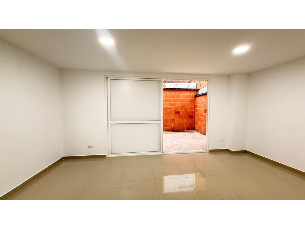 Casa en venta en el conjunto residencial Siena en Ciudad Pacifica Cali — foto 2