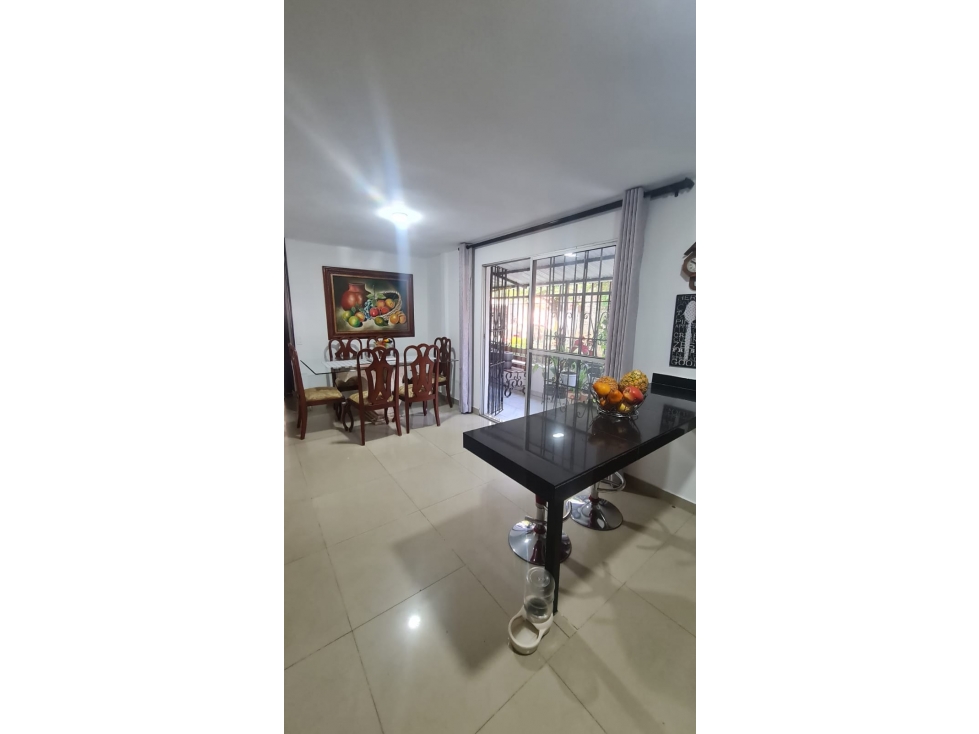 Casa en Venta en el Barrio Cantabria en Jamundi con apartamento — foto 3