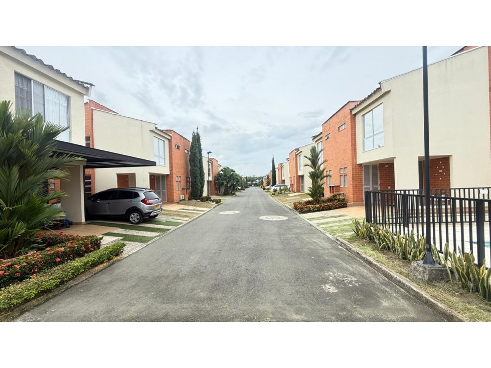 Casa en venta en el conjunto residencial paisaje de pangola